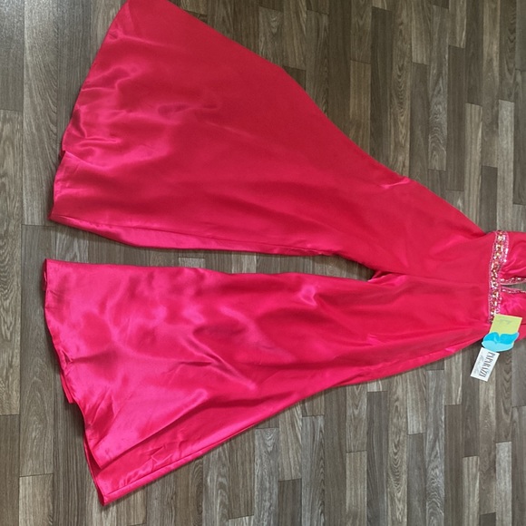 MORI LEE PAPARAZZI JUMPSUIT HIDDEN PANTS THAT LOOK LIKE A GOWN - Picture 11 of 11